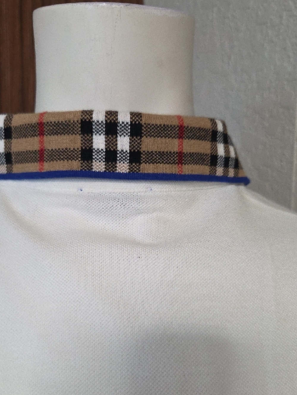 Burberry White Polo with Classic Check Trim - Picture 3 of 7